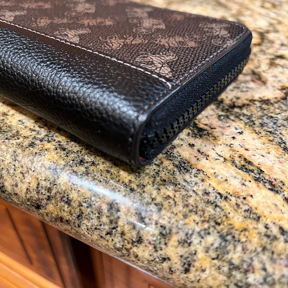 Coach Canvas and Leather Zip around wallet/clutch. - Picture 4 of 9